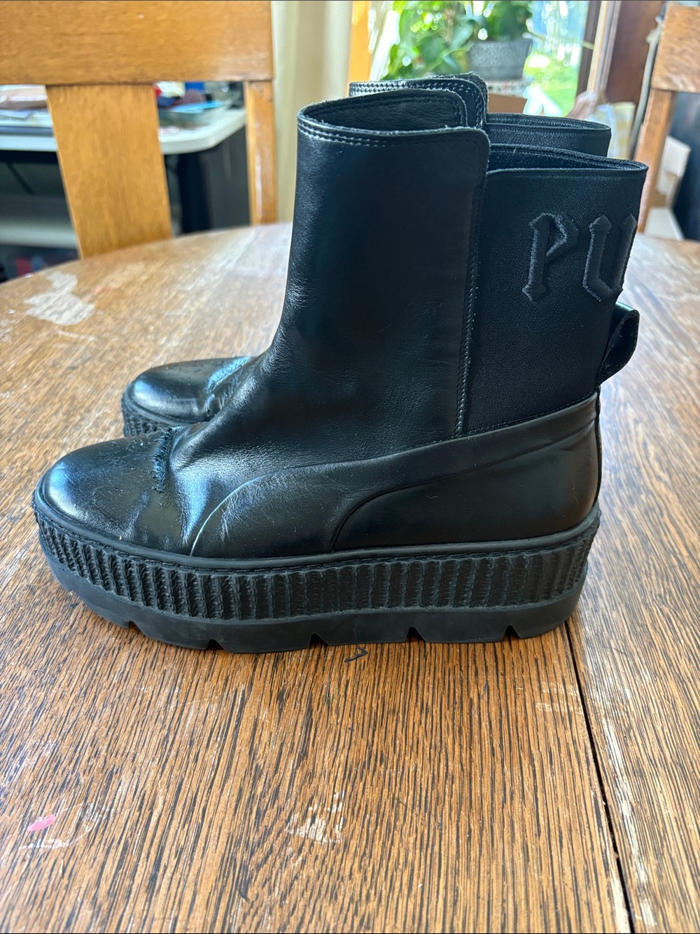 PUMA FENTY Rhianna Chelsea Black Leather Creeper Platform Sneaker Boot Size 7.5